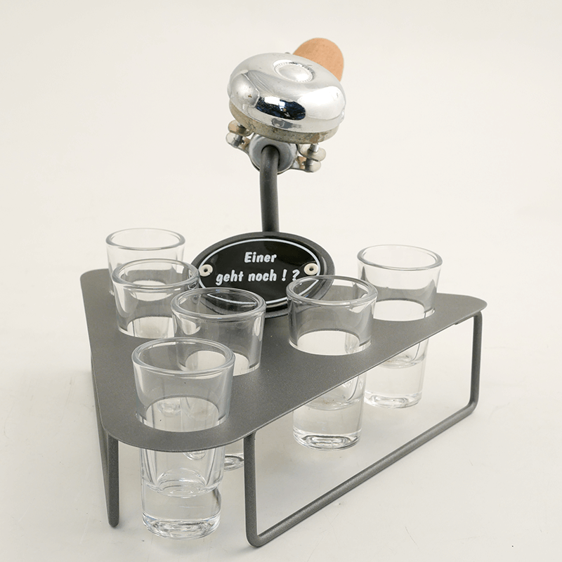 Schnapskelle mit 6 Gläsern, Klingel und Emailleschild, metalic